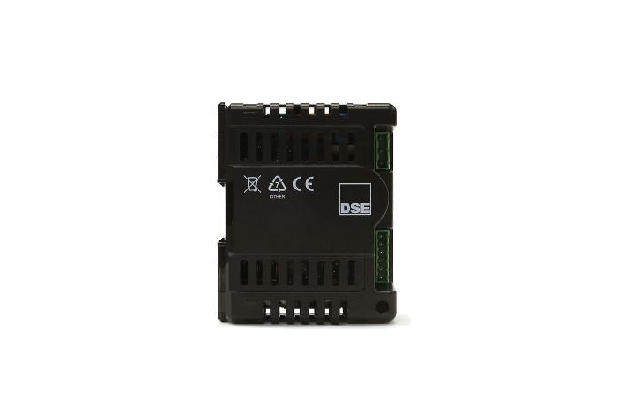 DSE9702-01, 5 Amp Cargador de Bateria Vertical, Deep Sea Electronics